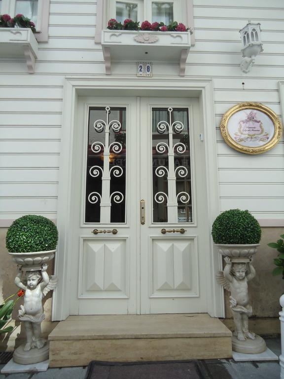 Romantic Mansion Apartament